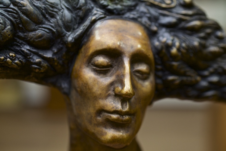 Sculpture Chameleon | Form & Bronze Contemporary Art Gallery